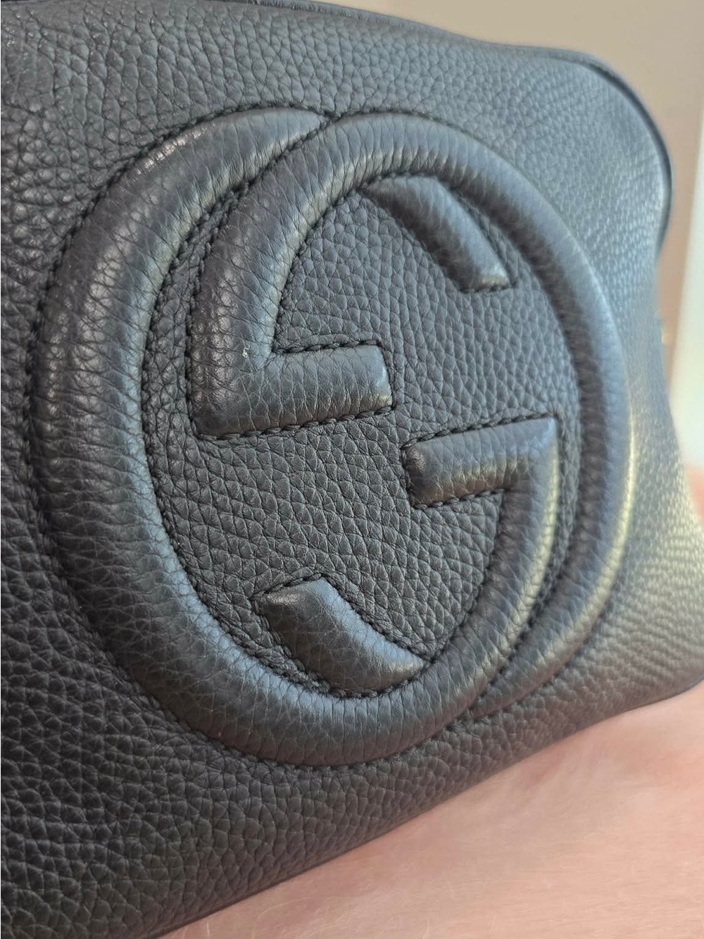 Gucci Black Pebbled Leather Crossbody Bag with Interlocking G - Picture 12 of 16